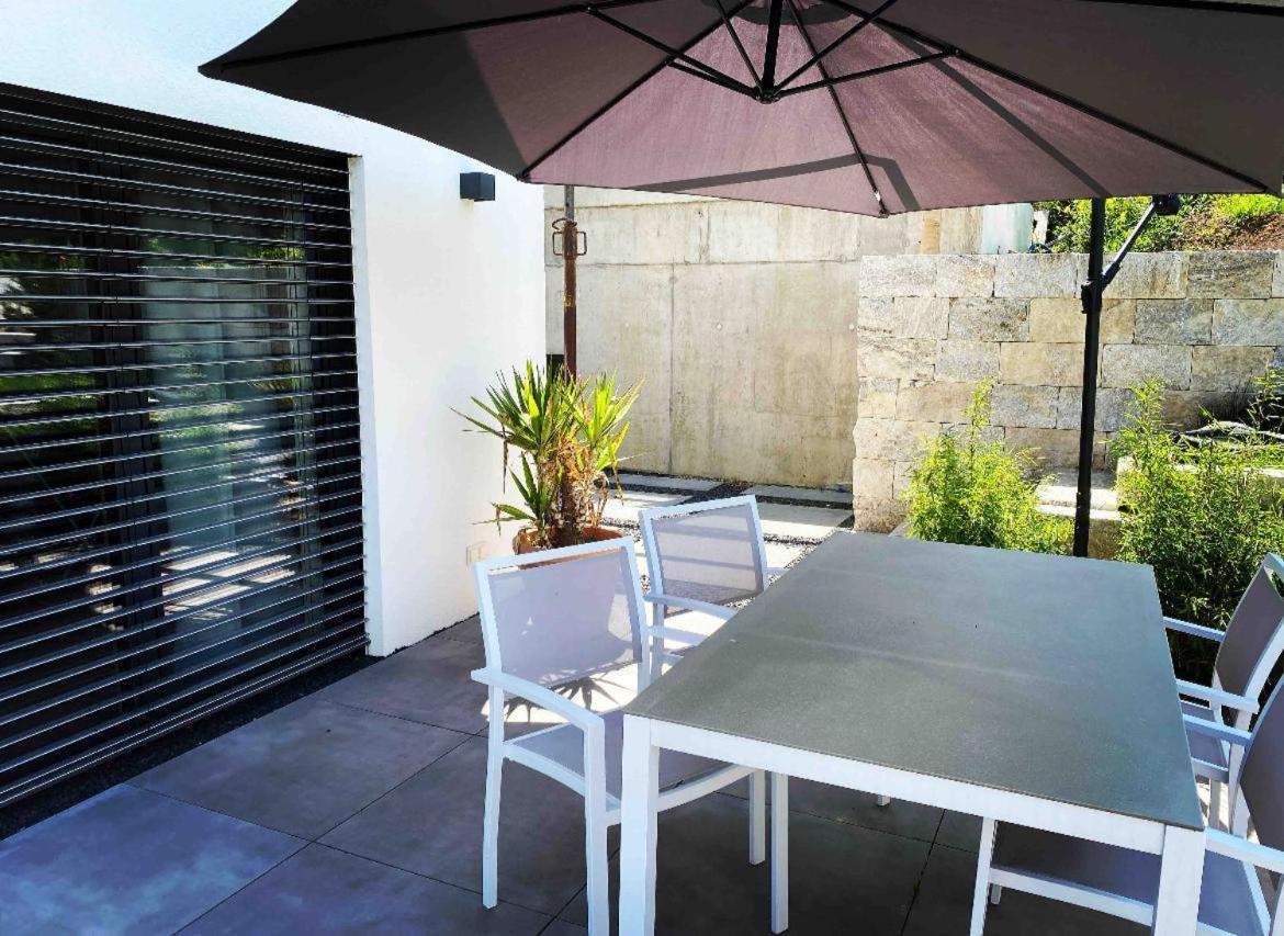 Appartement Burgblick Harburg  Buitenkant foto